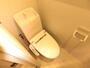 トイレ　温水洗浄便座付きトイレです☆