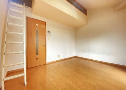 プログレス井尻の居間写真