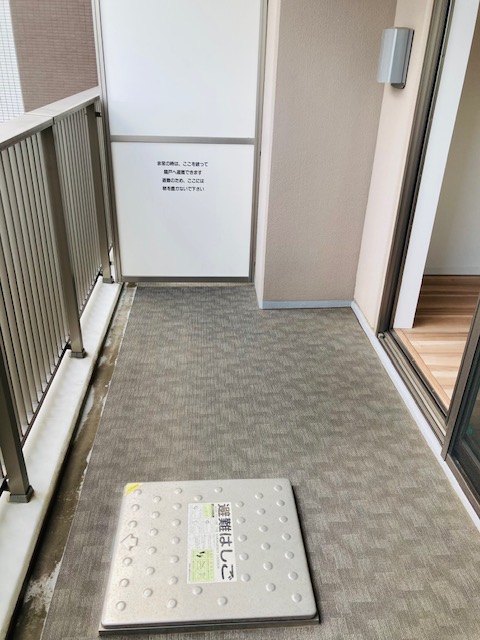 バルコニー　※同タイプの別のお部屋の物件です。