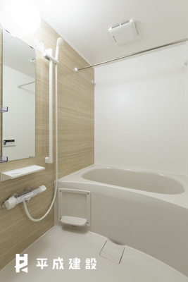 バス・シャワールーム　追い焚き機能付き