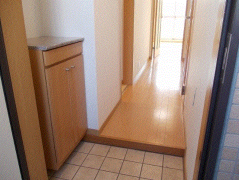 玄関　※同物件、別部屋になります。