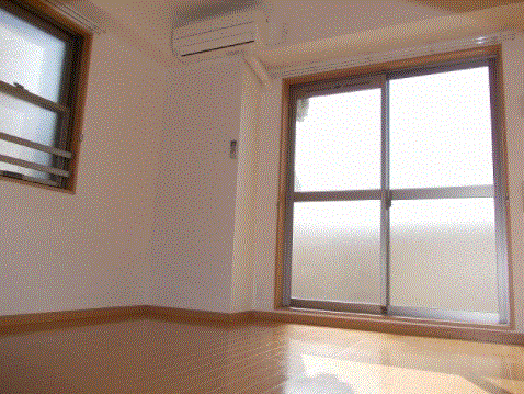 居室・リビング　※同物件、別部屋になります。