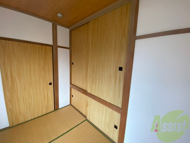 収納　寝室の収納です。部屋がすっきり片付きます。