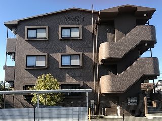 【ヴィーヴルIの建物外観】