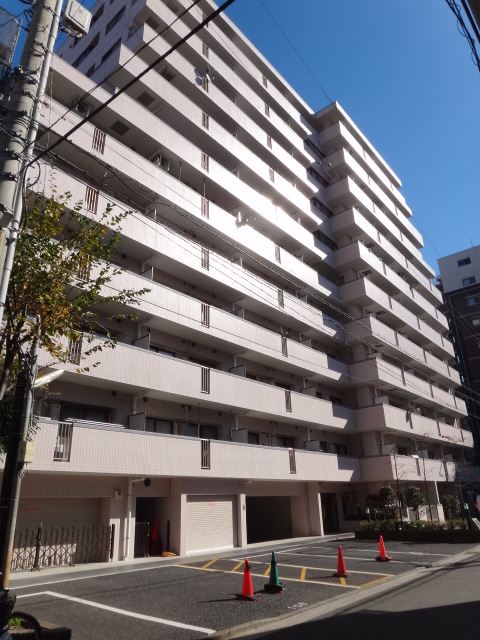 ピュアシティ横浜６の建物外観