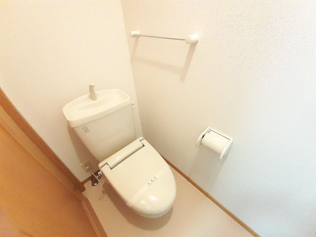 【フォ－リスト・リヴIのトイレ】