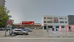 ドラックストア　ツルハドラッグ月寒店（ドラッグストア）まで187m