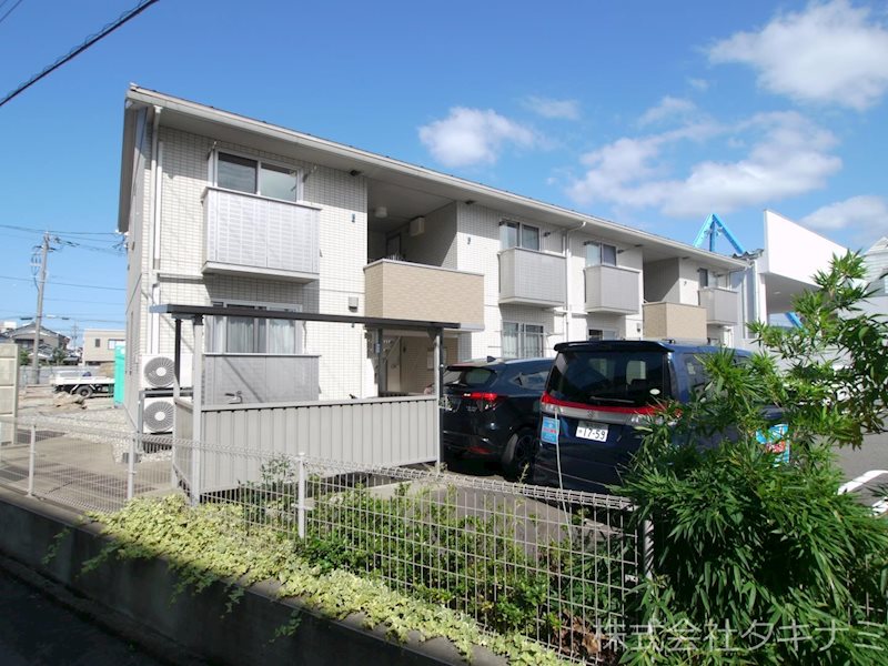 ライジングルーム和田の建物外観