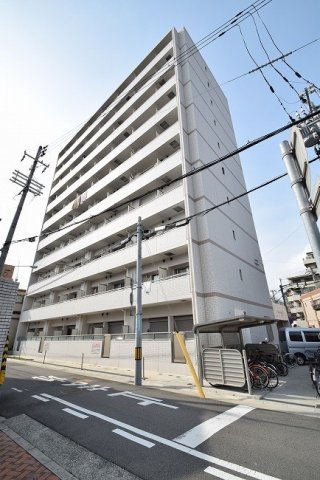 【クラシェス尼崎の建物外観】