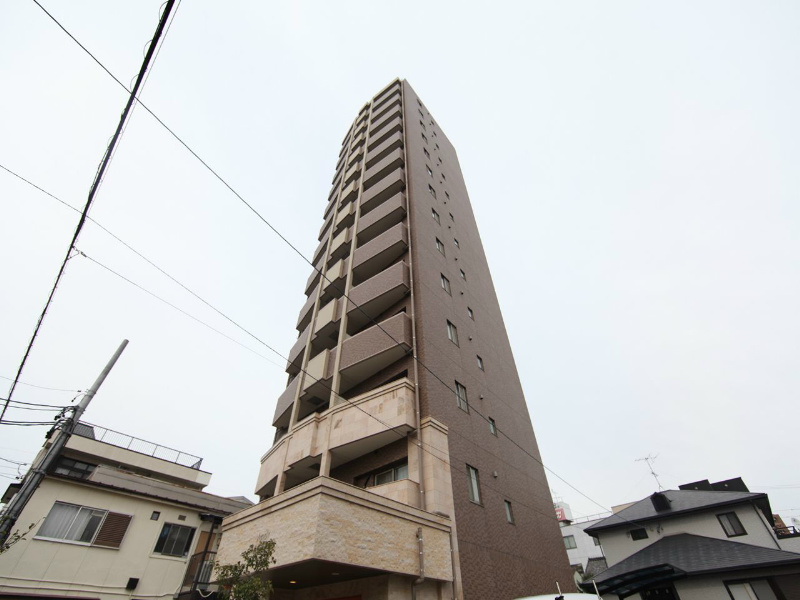 名古屋市昭和区御器所のマンションの建物外観