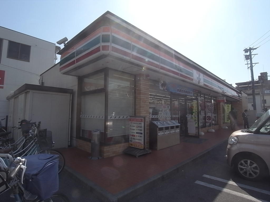 【名古屋市北区山田町のアパートのコンビニ】