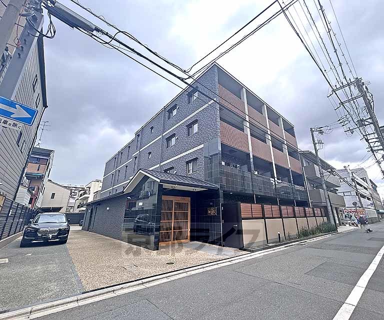 【べラジオ四条壬生の建物外観】