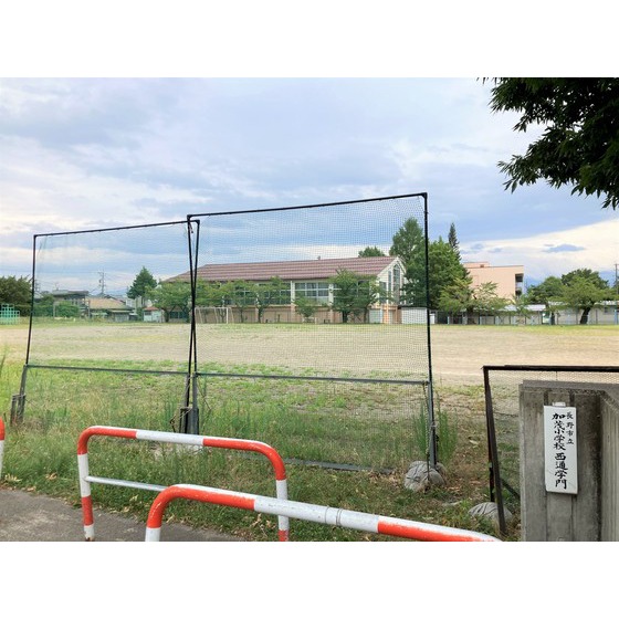 【長野市新諏訪のアパートの小学校】