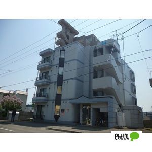 札幌市北区北三十六条西のマンションの建物外観