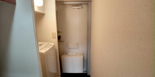 玄関　設備・使用は号室により異なる為、現況を優先致します。