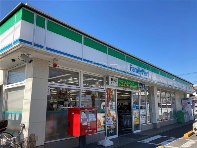 コンビニ　ファミリーマート瑞江一丁目店（コンビニ）まで201m