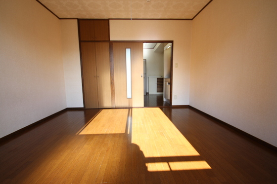 居室・リビング　※別号室