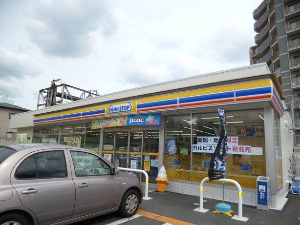コンビニ　ミニストップ さいたま新中里4丁目店（コンビニ）まで345m
