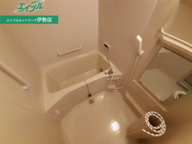 バス・シャワールーム　同型参考写真