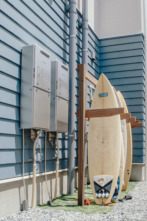 その他　サーフボードラック完備