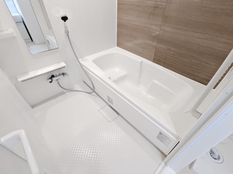 バス・シャワールーム　図面と現状に相違がある場合には現状を優先