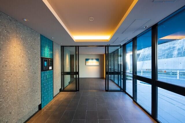 ロビー　落ち着いたロビーです