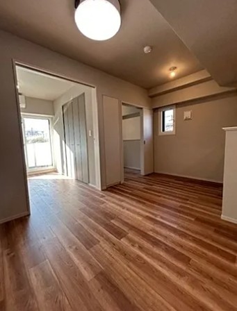 居室・リビング　別タイプ部屋　参考写真です