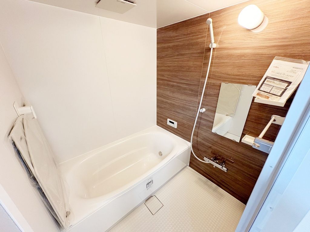 バス・シャワールーム　バス
