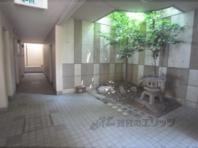 ロビー　ロビー