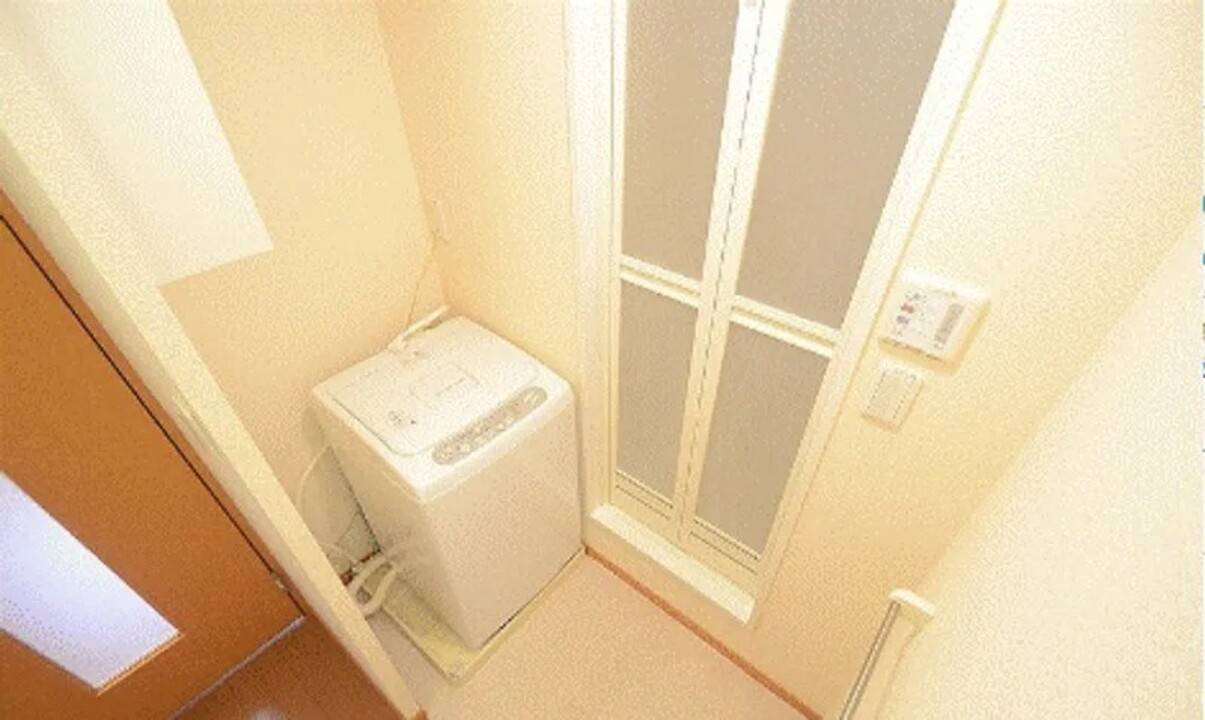 洗面設備　洗濯機置場