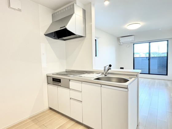 キッチン　システムキッチン（同仕様タイプ）