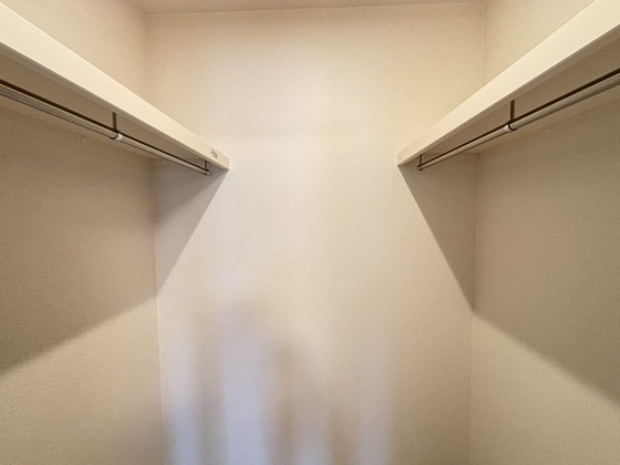 収納　ウォークインクローゼット（同仕様タイプ）