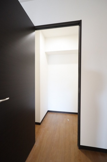 収納　※別部屋の写真です