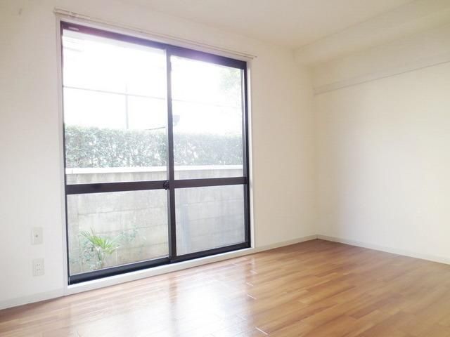 その他部屋・スペース　★洋室6帖★