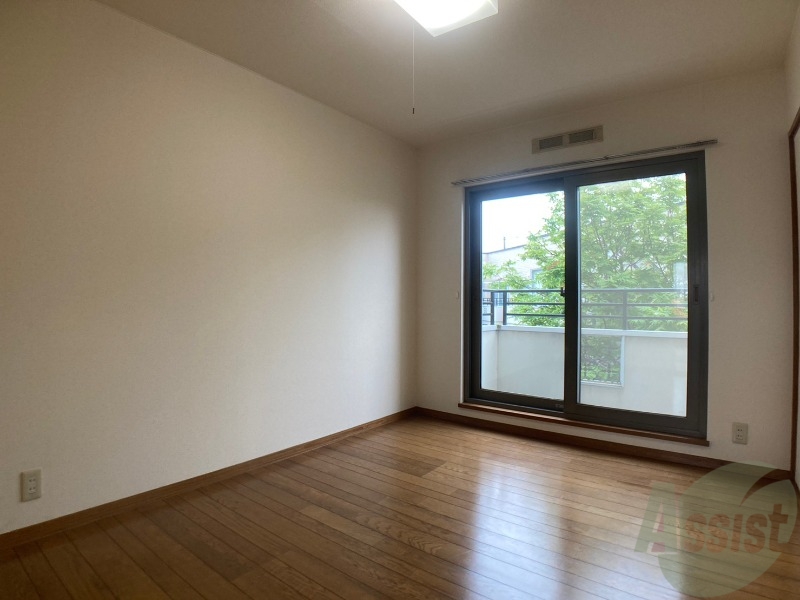 その他部屋・スペース　寝室です。部屋をどう使うかはあなた次第です！