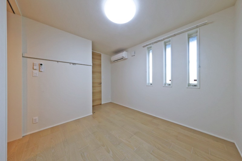 居室・リビング　６．２帖居室