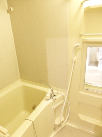 バス・シャワールーム　バス※別部屋参考写真