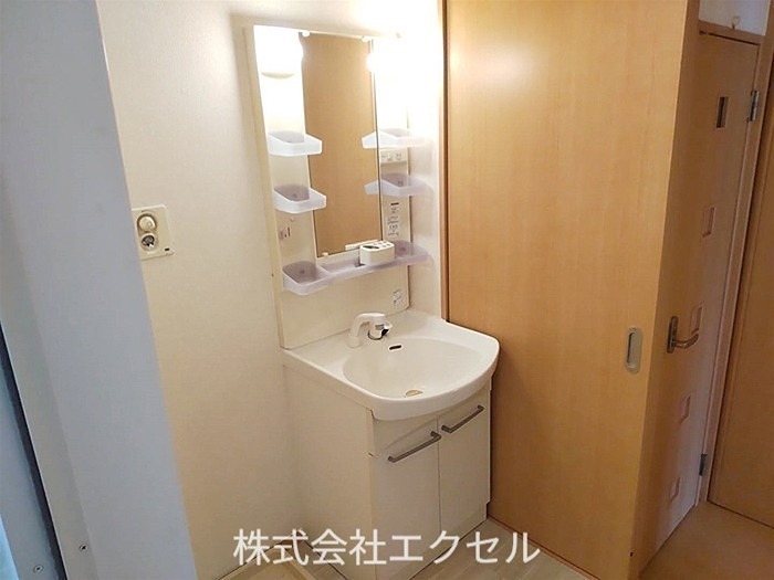 洗面設備　独立洗面台です。