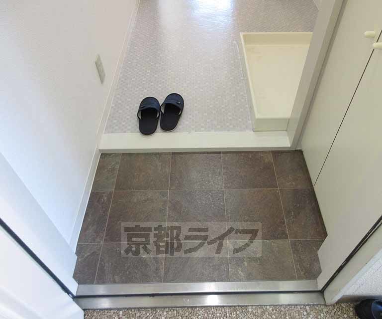 玄関　来客にも安心の広さです