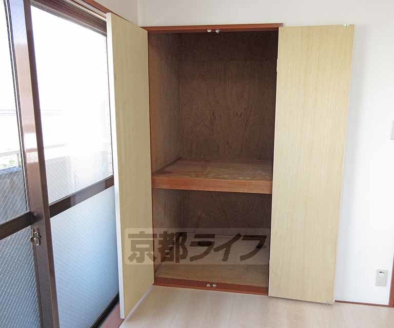 収納　たっぷり収納できる押し入れです