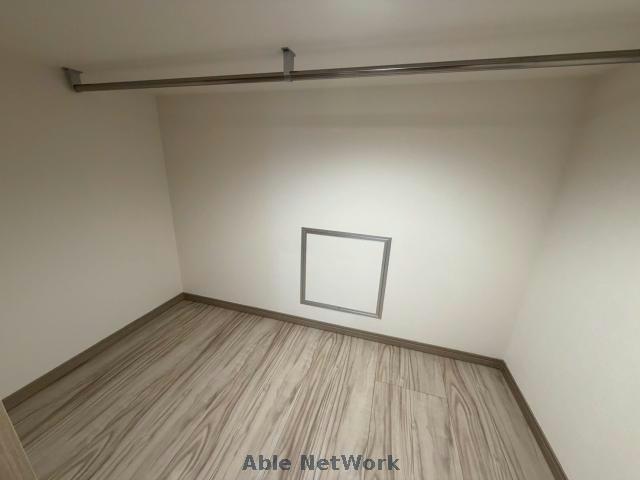 収納　同型別号室