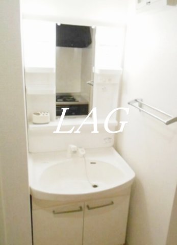 洗面設備　独立洗面台です。