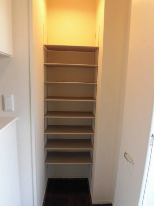 玄関　玄関に大きな収納♪