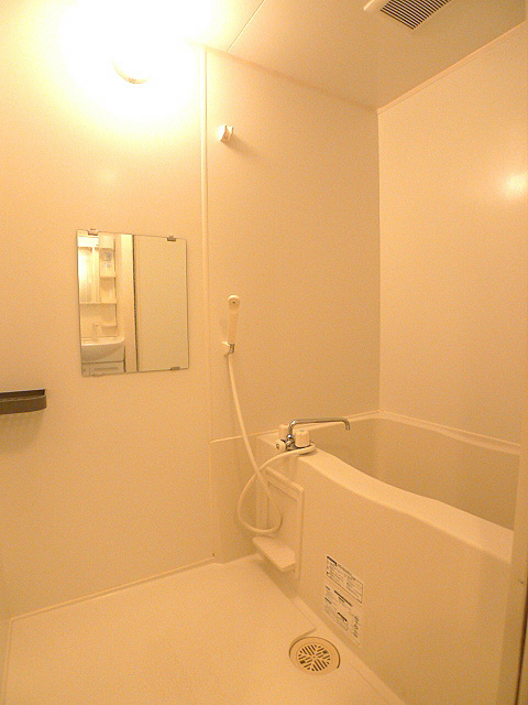 バス・シャワールーム　バスルーム