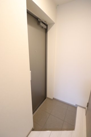 玄関　落ち着いた玄関です