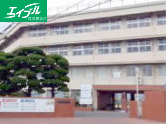 中学校　総社市立総社西中学校（中学校）まで1173m