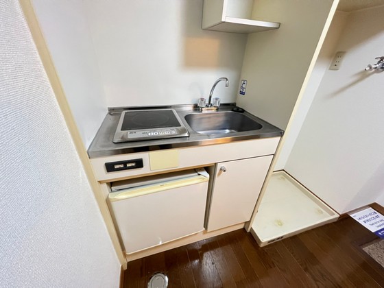 キッチン　※別号室の写真です