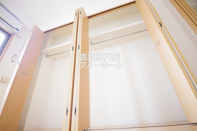 収納　洋室一面収納！