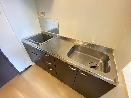 キッチン　広々キッチン