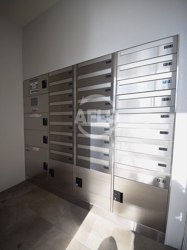 駐車場　ステラ桜川　メールＢＯＸ・宅配ＢＯＸ